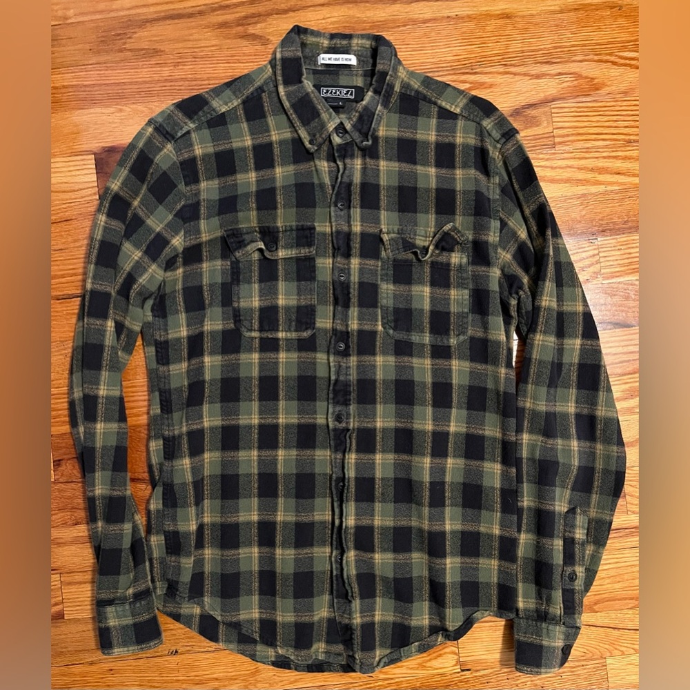 Ezekiel Plaid Flannel Button Down Shirt
